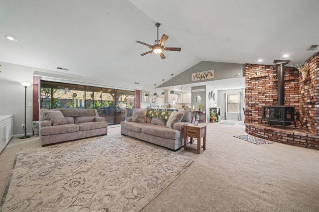 509 Perry St, Jackson, CA 95642