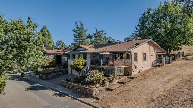 509 Perry St, Jackson, CA 95642