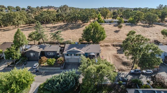 509 Perry St, Jackson, CA 95642