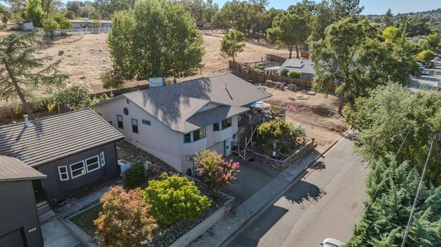 509 Perry St, Jackson, CA 95642