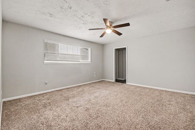 15727 Blackhawk Boulevard, Friendswood, TX 77546