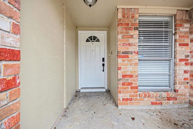 15727 Blackhawk Boulevard, Friendswood, TX 77546