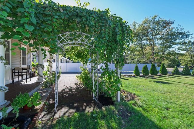 116 Common St, Braintree, MA 02184