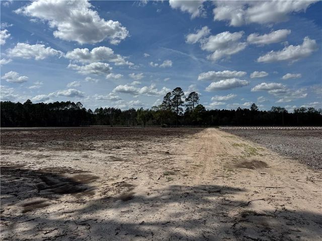 00 Swamp Road, Waycross, GA 31503