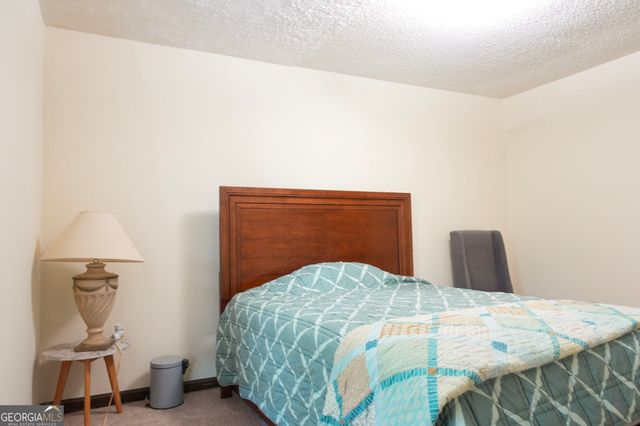 2677 Deerfield Circle SW, Marietta, GA 30064