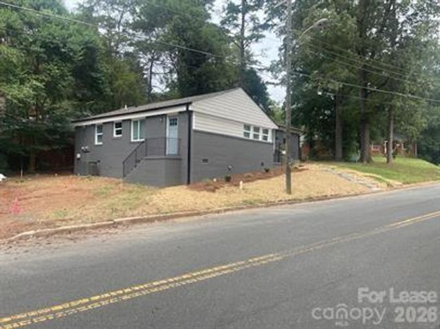 3458 Washburn Avenue, Charlotte, NC 28205