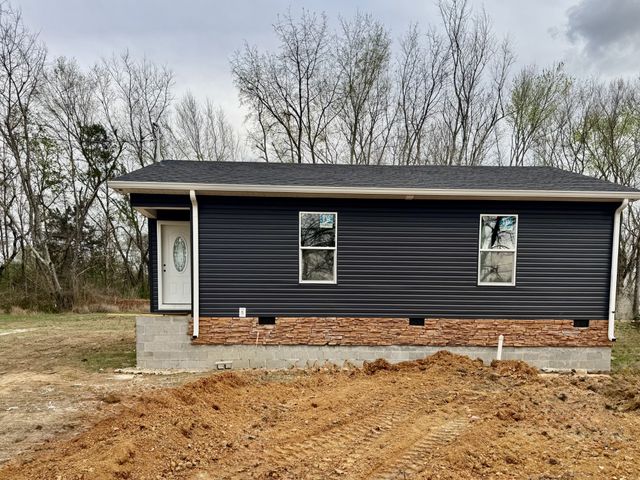 1145 Stewart Ln, Estill Springs, TN 37330