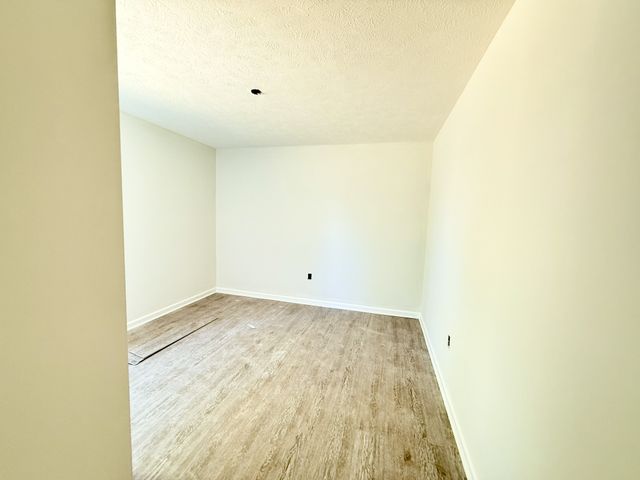 1145 Stewart Ln, Estill Springs, TN 37330