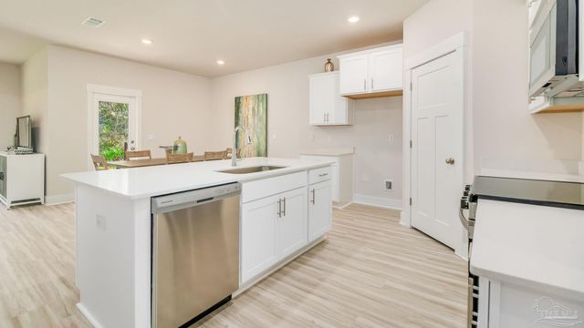 2132 Chirping Cricket Ct, Gulf Breeze, FL 32563