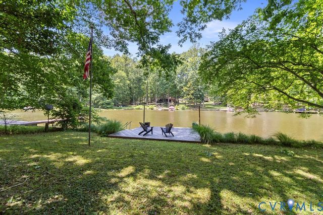 206 Lake Caroline Dr, Ruther Glen, VA 22546