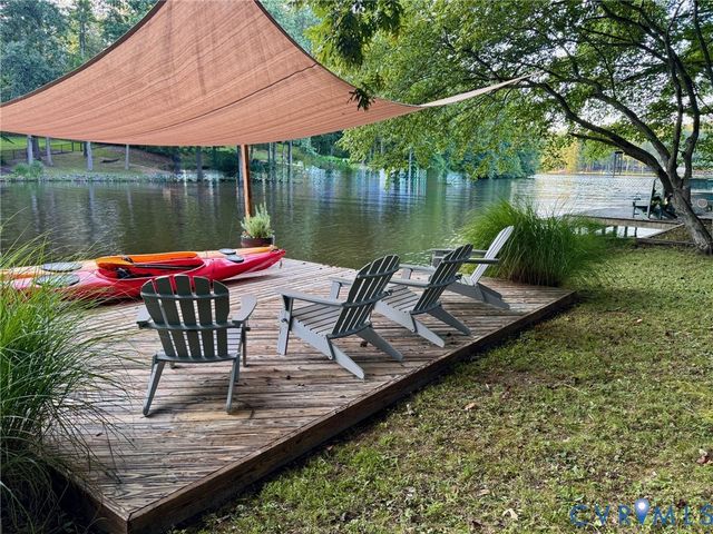 206 Lake Caroline Dr, Ruther Glen, VA 22546