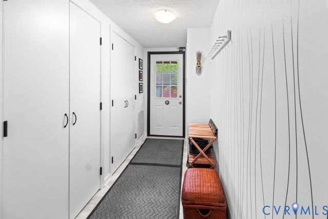 206 Lake Caroline Dr, Ruther Glen, VA 22546