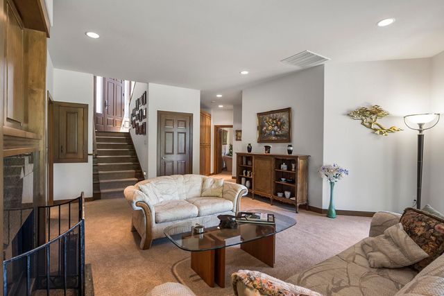 3075 NW Underhill Place, Bend, OR 97703