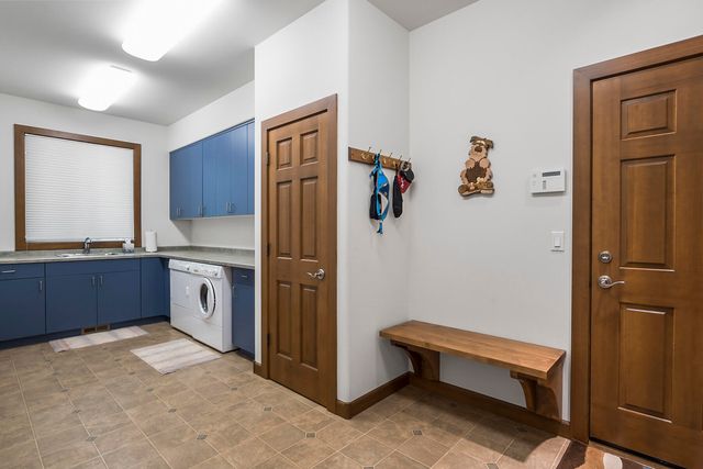 3075 NW Underhill Place, Bend, OR 97703