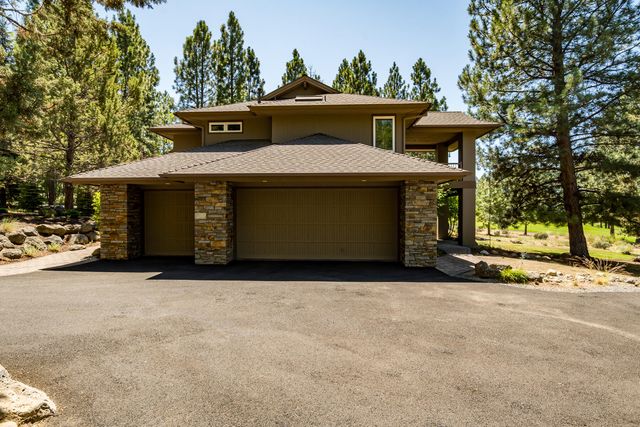 3075 NW Underhill Place, Bend, OR 97703