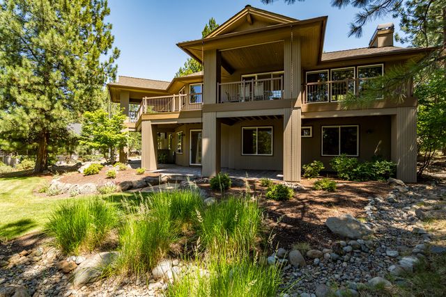 3075 NW Underhill Place, Bend, OR 97703