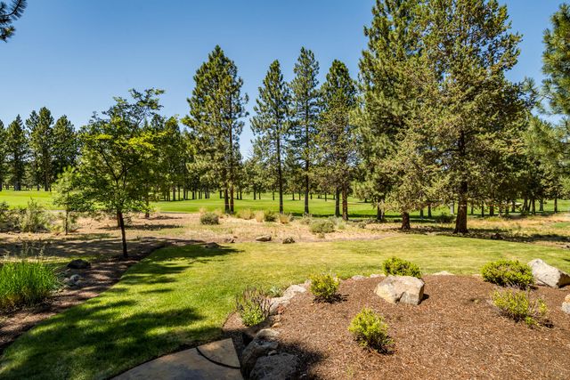 3075 NW Underhill Place, Bend, OR 97703