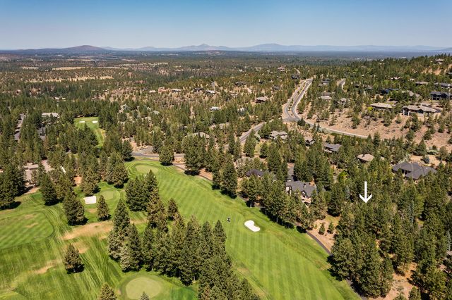3075 NW Underhill Place, Bend, OR 97703