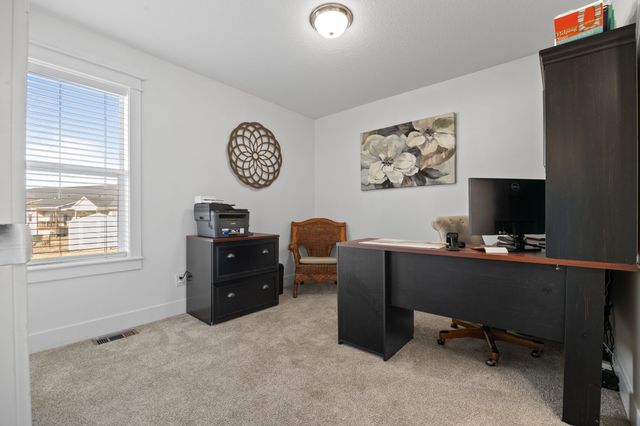 1215 Warrior Run Drive, Norwalk, IA 50211