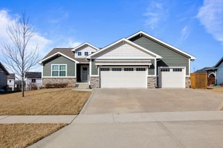 1215 Warrior Run Drive, Norwalk, IA 50211