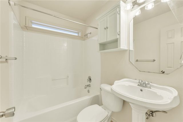 8410 Alison Avenue, College Station, TX 77845
