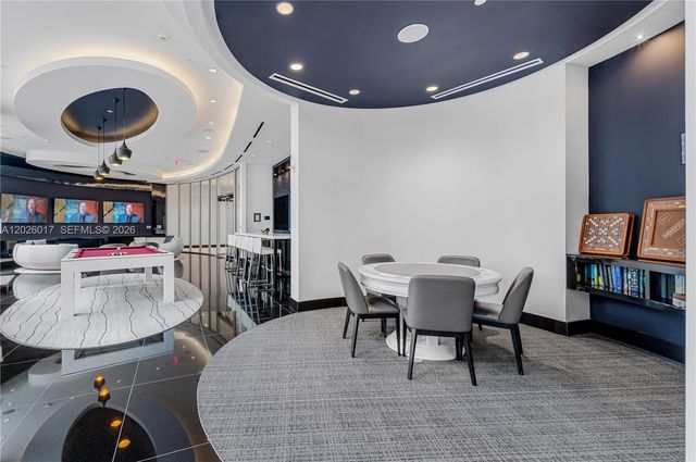 851 NE 1st Ave 4201, Miami, FL 33132