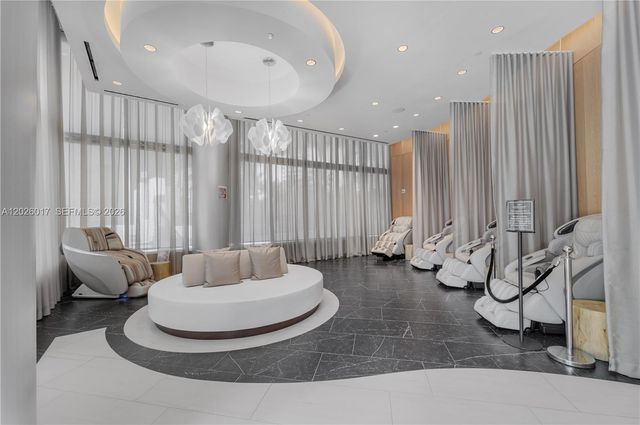 851 NE 1st Ave 4201, Miami, FL 33132