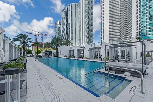 851 NE 1st Ave 4201, Miami, FL 33132