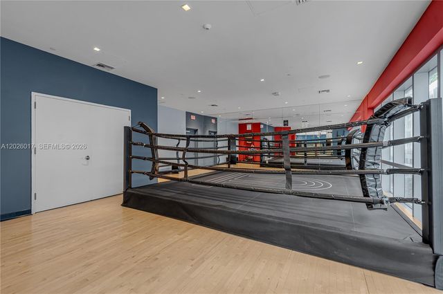851 NE 1st Ave 4201, Miami, FL 33132