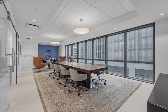 851 NE 1st Ave 4201, Miami, FL 33132