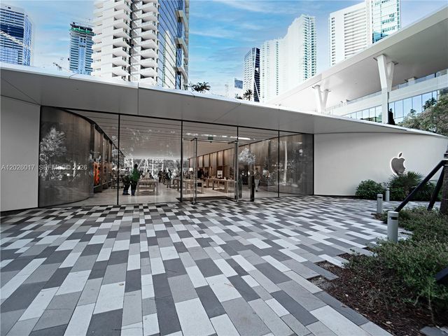 851 NE 1st Ave 4201, Miami, FL 33132