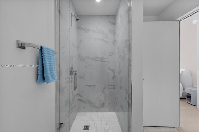 851 NE 1st Ave 4201, Miami, FL 33132