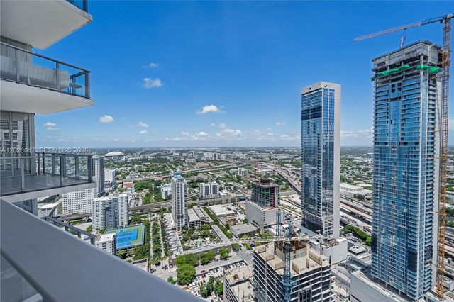 851 NE 1st Ave 4201, Miami, FL 33132