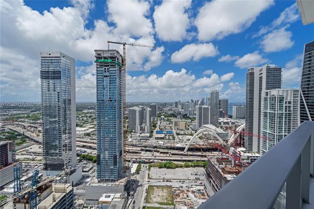 851 NE 1st Ave 4201, Miami, FL 33132