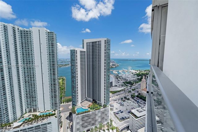 851 NE 1st Ave 4201, Miami, FL 33132
