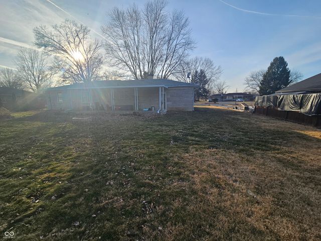 6607 Lockwood Lane, Indianapolis, IN 46217