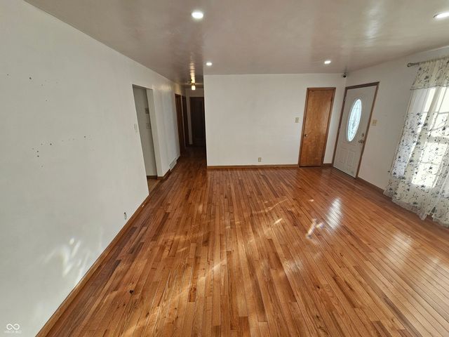 6607 Lockwood Lane, Indianapolis, IN 46217