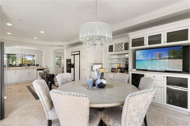 2642 Bolero DR 5-2, Naples, FL 34109