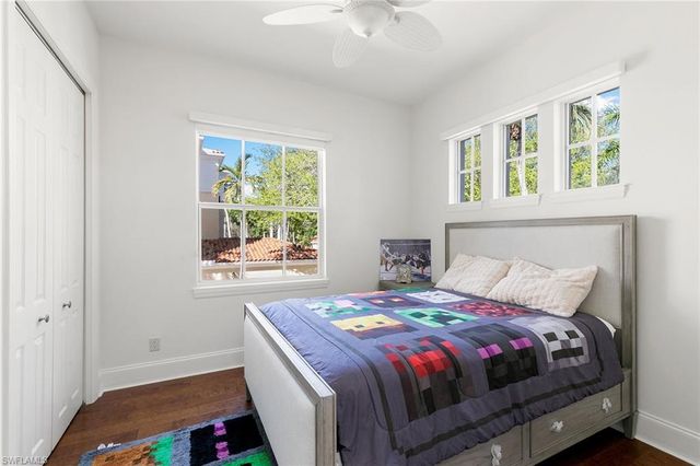 2642 Bolero DR 5-2, Naples, FL 34109