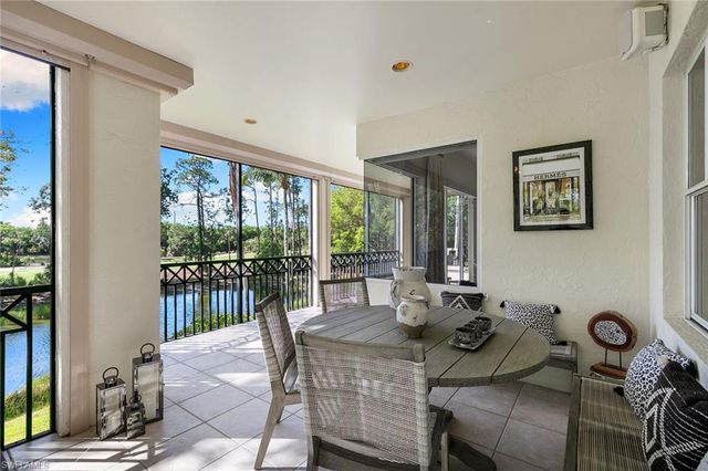 2642 Bolero DR 5-2, Naples, FL 34109