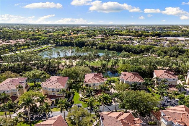 2642 Bolero DR 5-2, Naples, FL 34109