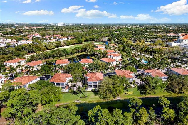 2642 Bolero DR 5-2, Naples, FL 34109