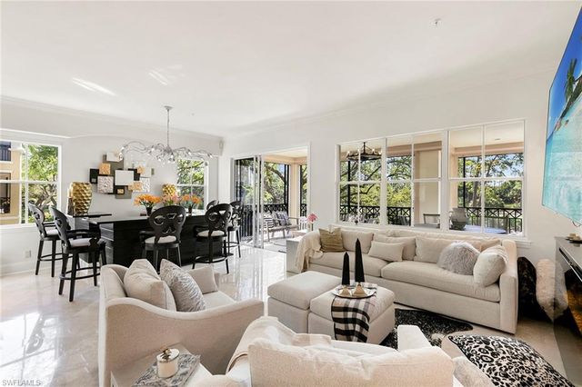 2642 Bolero DR 5-2, Naples, FL 34109