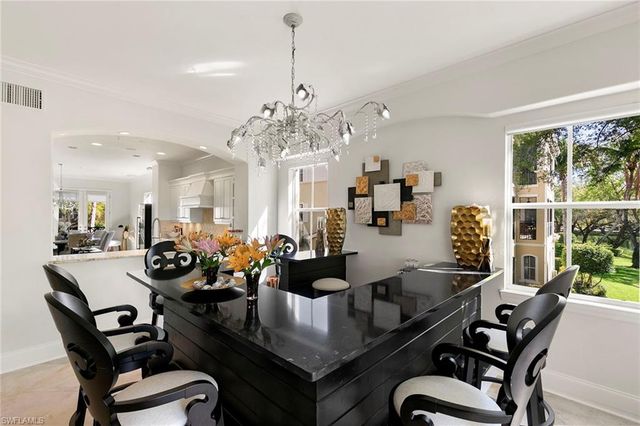 2642 Bolero DR 5-2, Naples, FL 34109