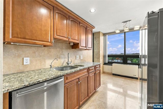 800 Palisade Avenue 807, Fort Lee, NJ 07024