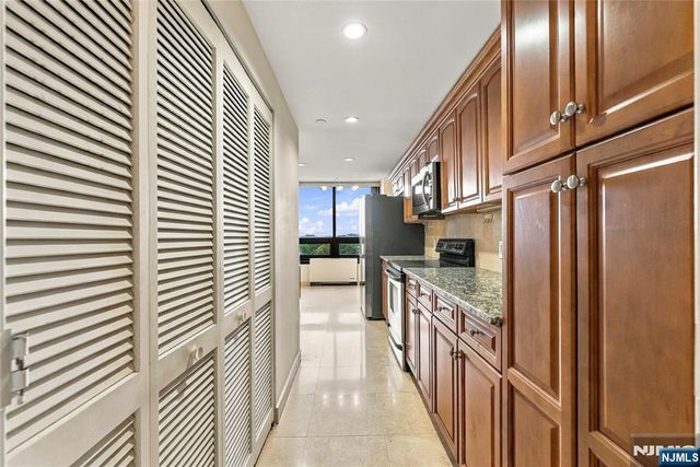 800 Palisade Avenue 807, Fort Lee, NJ 07024