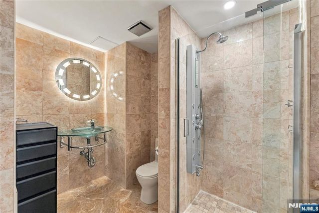 800 Palisade Avenue 807, Fort Lee, NJ 07024