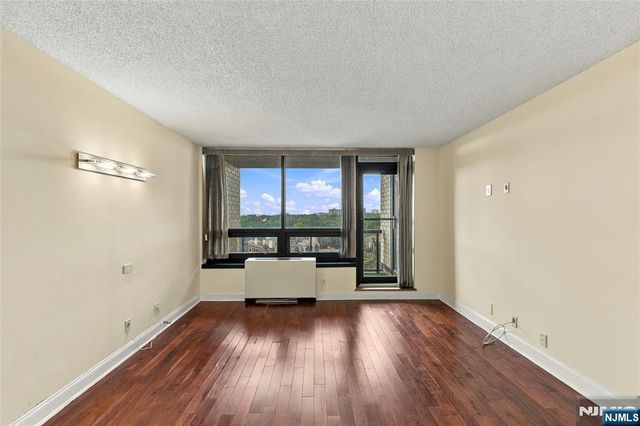 800 Palisade Avenue 807, Fort Lee, NJ 07024