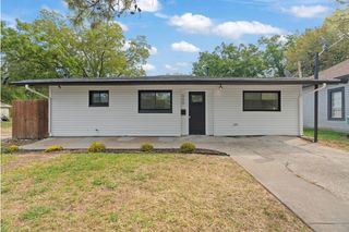 909 S Throckmorton Street, Sherman, TX 75090