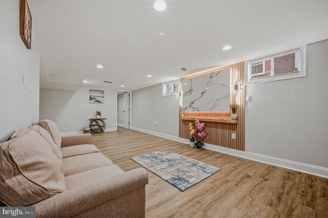 421 POPLAR ST, Sharon Hill, PA 19079